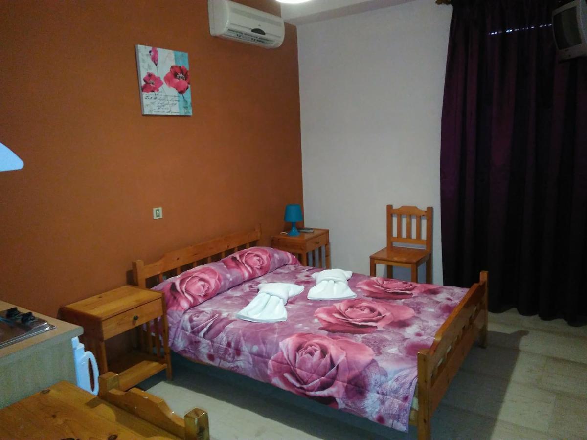 Astir Rooms Poros  Exterior photo