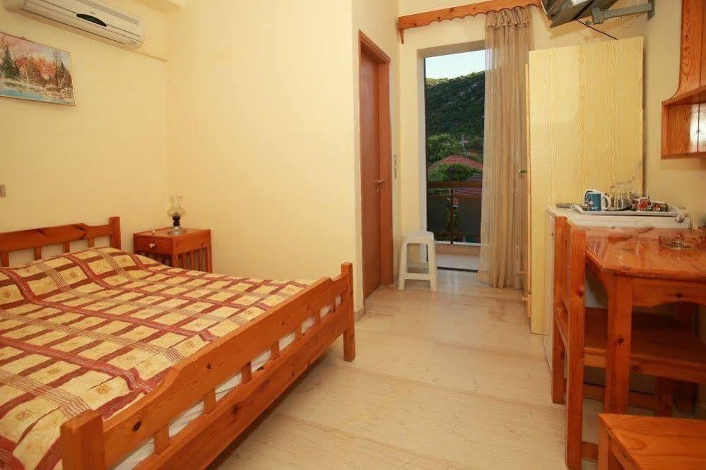 Astir Rooms Poros  Exterior photo