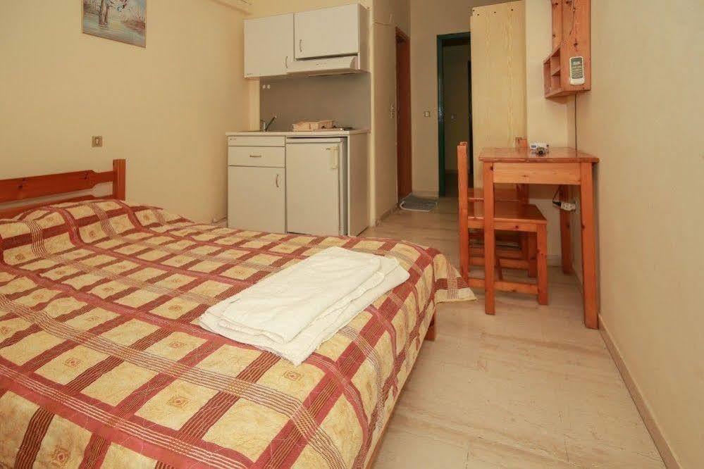 Astir Rooms Poros  Exterior photo