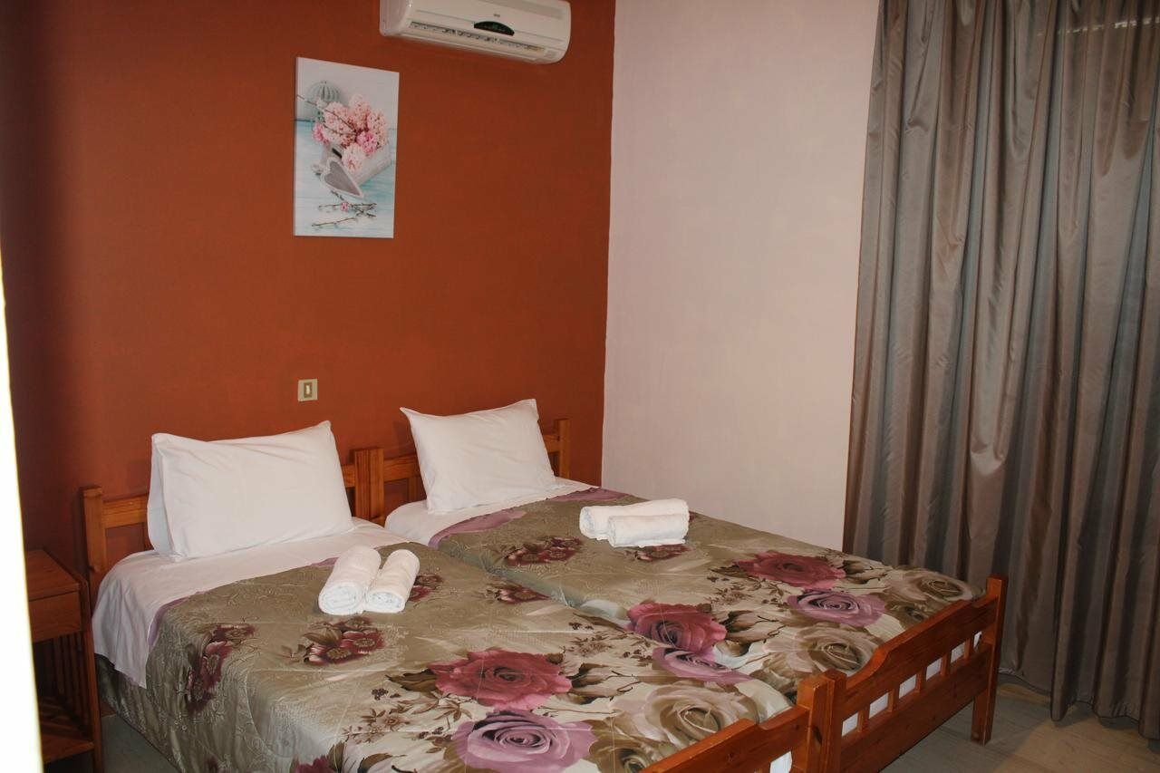 Astir Rooms Poros  Exterior photo